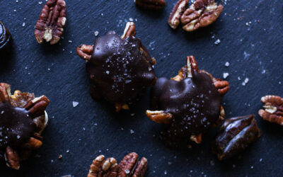 Dark chocolate caramel pecan pretzels